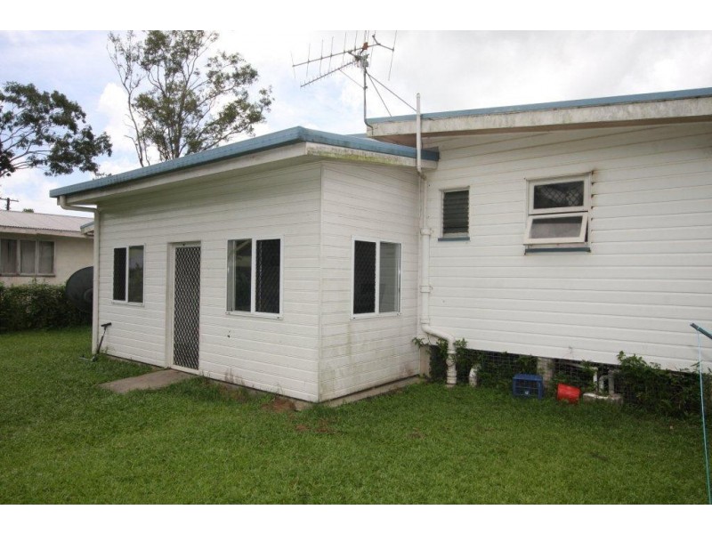 25 Alchera Drive, Mossman QLD 4873