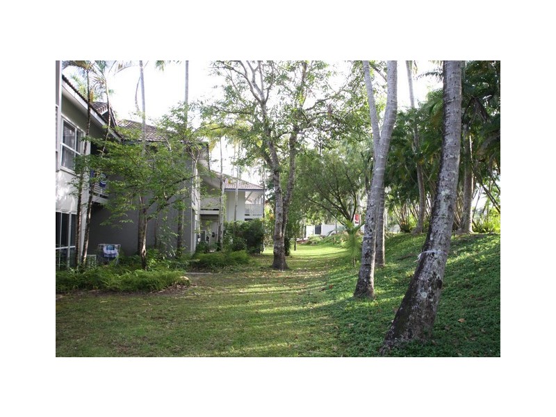 2 Rendezvous, Port Douglas Rd, Port Douglas QLD 4877