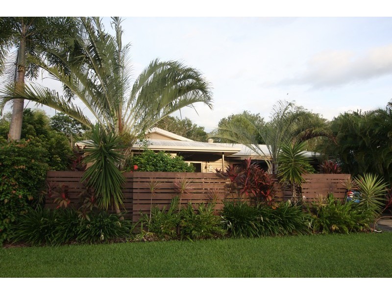 12 Birdwing Street, Port Douglas QLD 4877