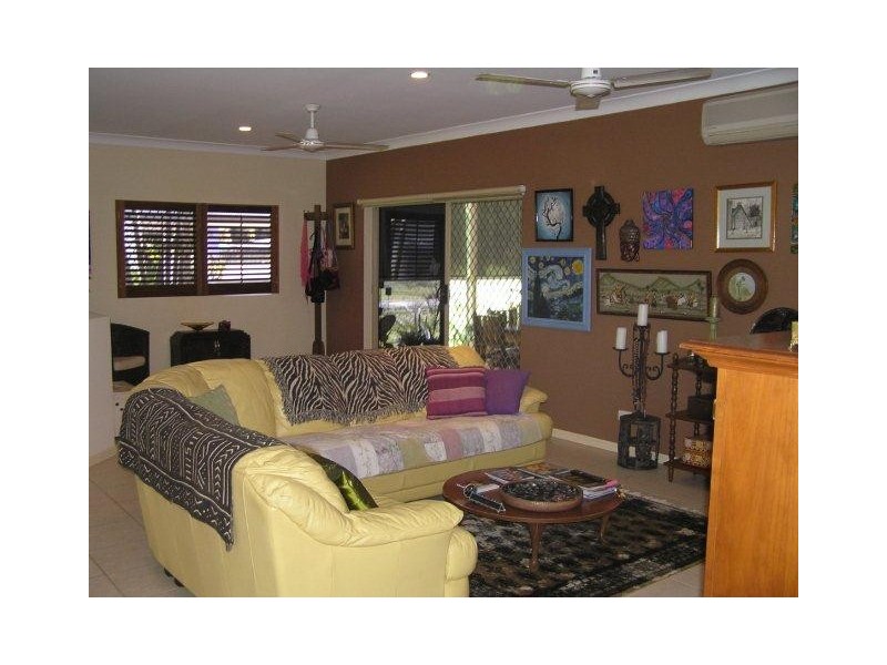 19 Oasis Drive, Wonga QLD 4873