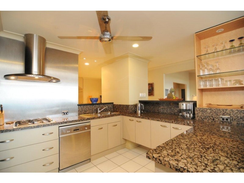 19 Oak Beach Road, Oak Beach QLD 4877