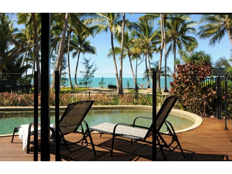 19 Oak Beach Road, Oak Beach QLD 4877