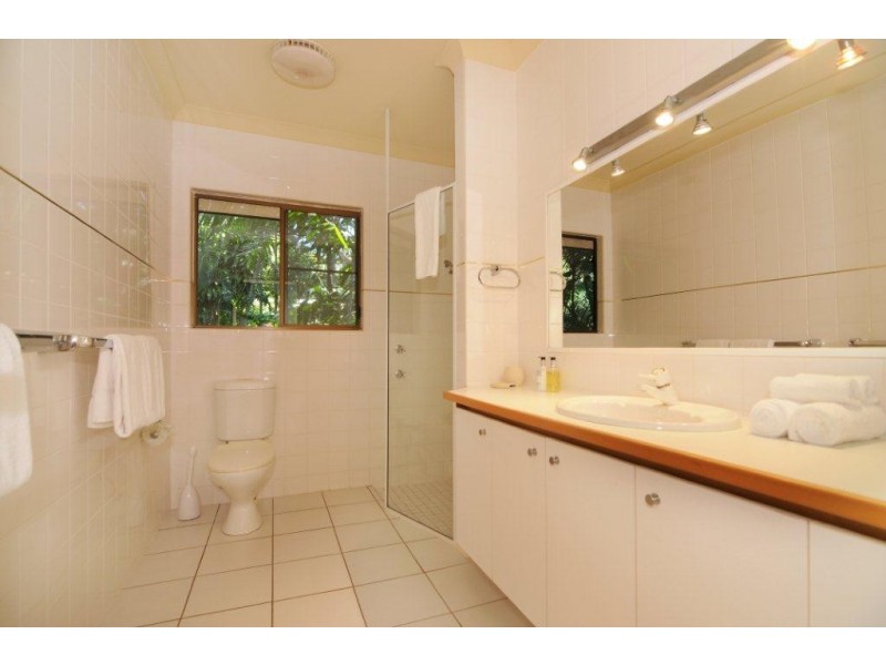 19 Oak Beach Road, Oak Beach QLD 4877