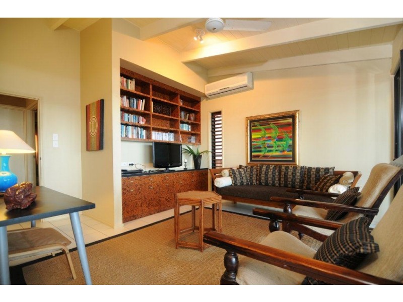 19 Oak Beach Road, Oak Beach QLD 4877