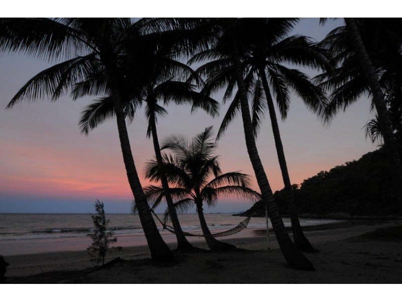 19 Oak Beach Road, Oak Beach QLD 4877