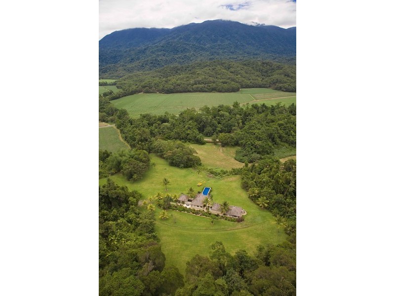 1 Syndicate Road, Port Douglas QLD 4877