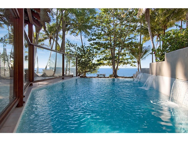 9 Marine Parade, Newell QLD 4873