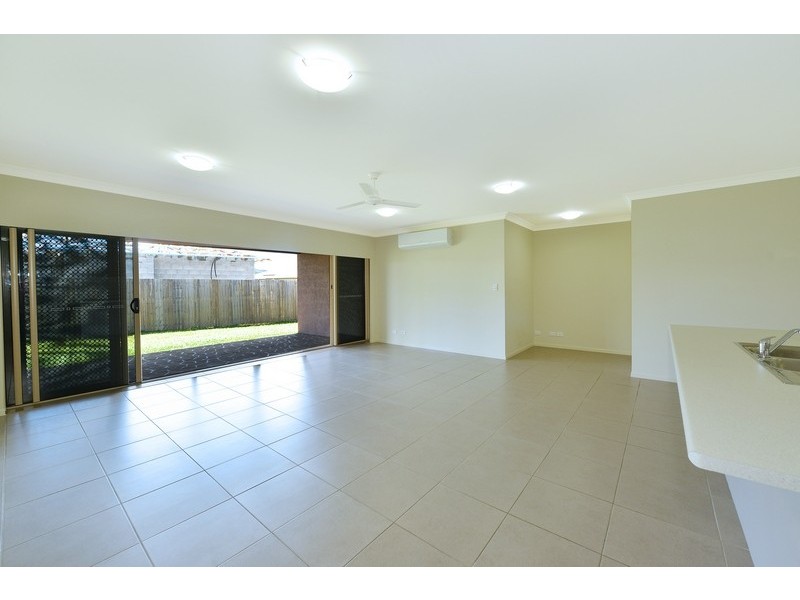 14 Spoonbill Close, Mossman QLD 4873