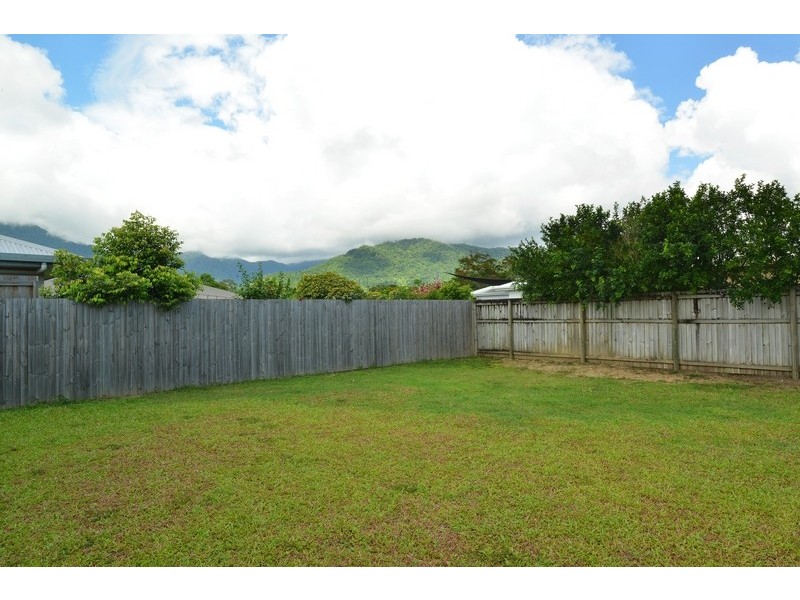 14 Spoonbill Close, Mossman QLD 4873