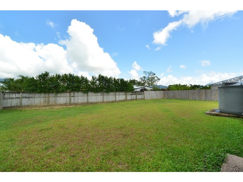 14 Spoonbill Close, Mossman QLD 4873