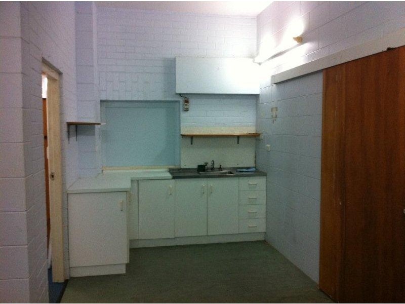 Shop 2 / 8 Front Street, Mossman QLD 4873