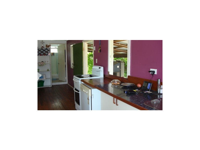 28 Mossman Street, Mossman QLD 4873