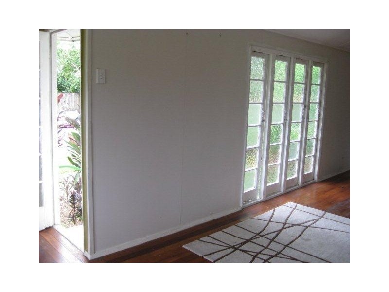 28 Mossman Street, Mossman QLD 4873