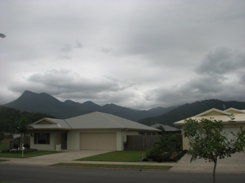38 Riflebird Crescent, Mossman QLD 4873