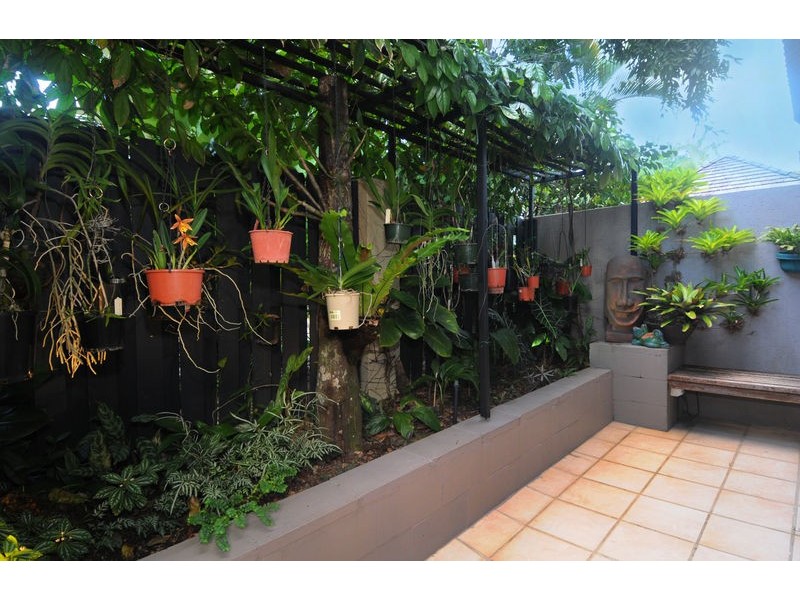 Villa 7 Thornton West, St Crispins Ave, Port Douglas QLD 4877