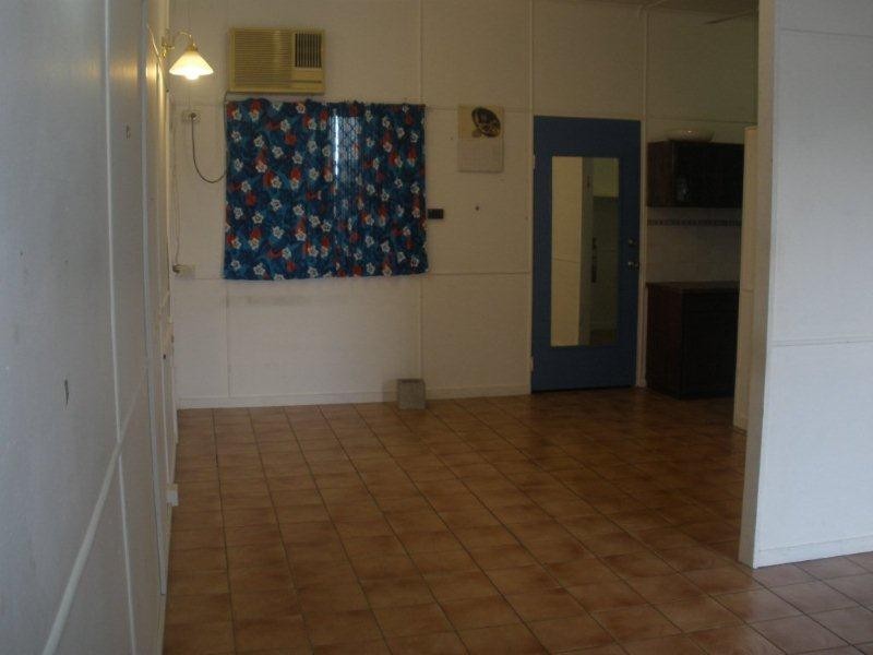 1/11 Johnston Road, Mossman QLD 4873