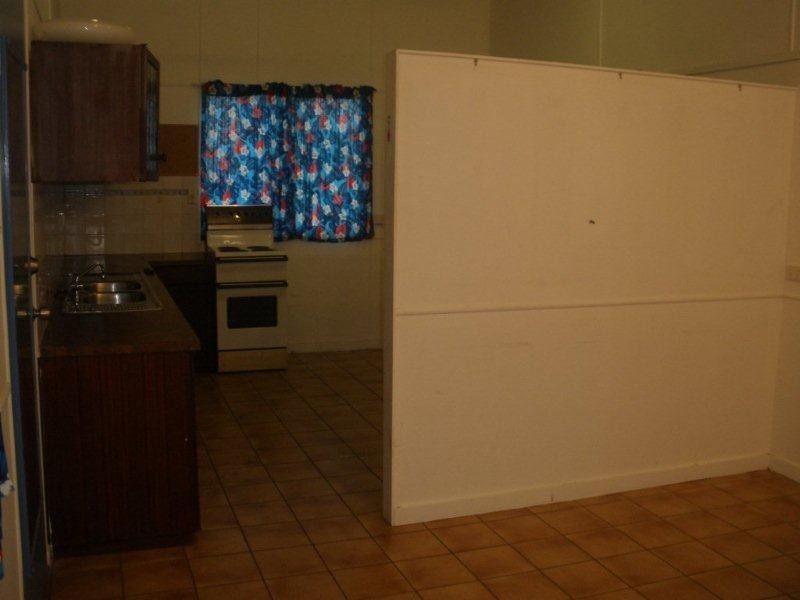 1/11 Johnston Road, Mossman QLD 4873