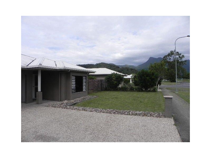 34 Johnston Rd, Mossman QLD 4873