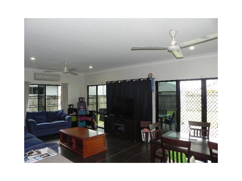 34 Johnston Rd, Mossman QLD 4873