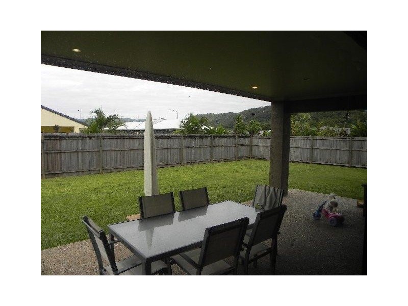 34 Johnston Rd, Mossman QLD 4873