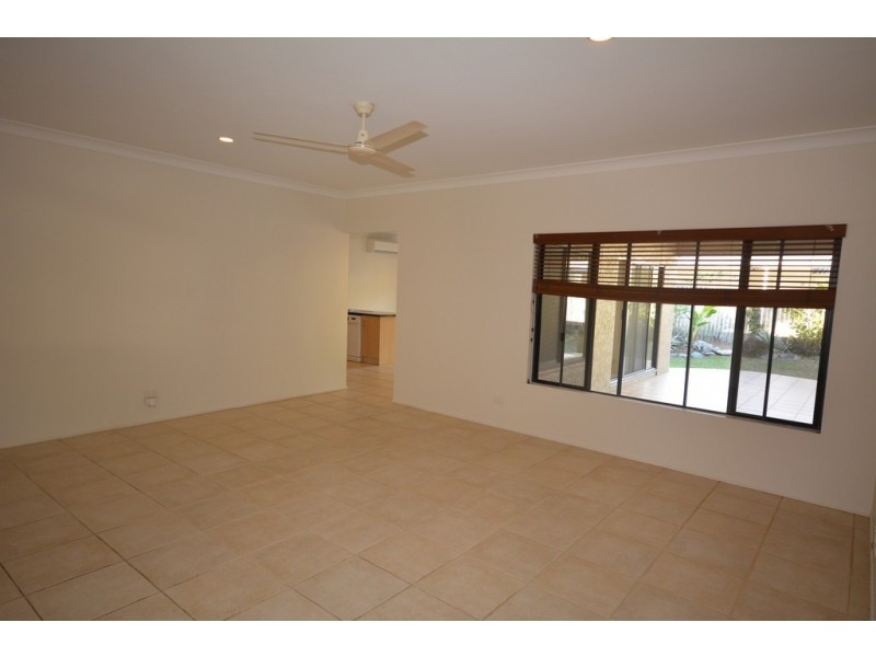 16 Ti Tree Street, Port Douglas QLD 4877