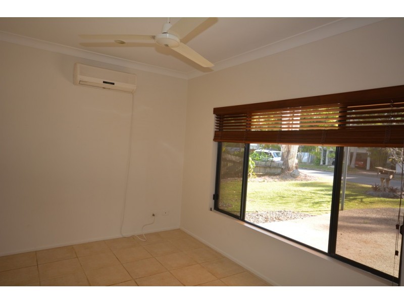 16 Ti Tree Street, Port Douglas QLD 4877