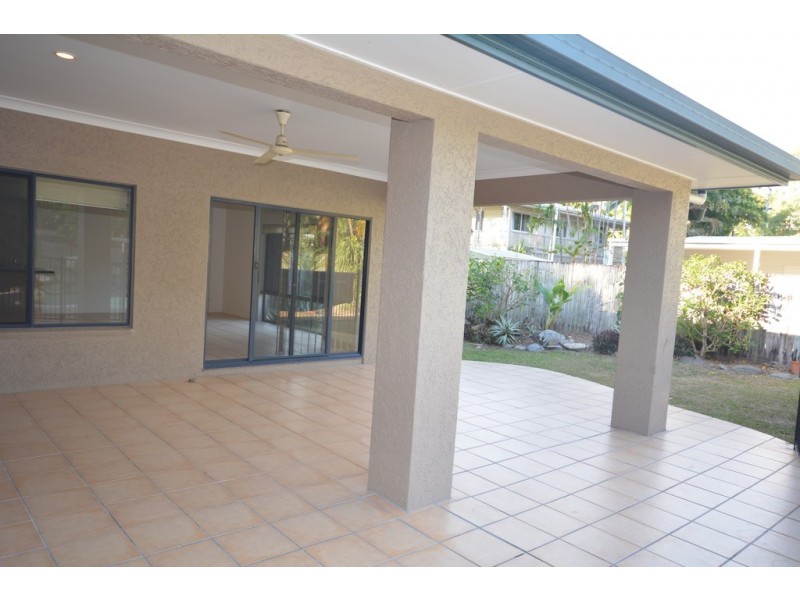 16 Ti Tree Street, Port Douglas QLD 4877