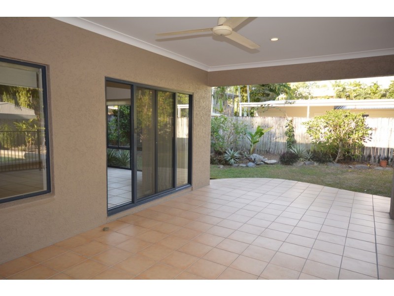 16 Ti Tree Street, Port Douglas QLD 4877
