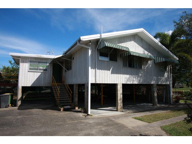 7 Mossman Street, Mossman QLD 4873