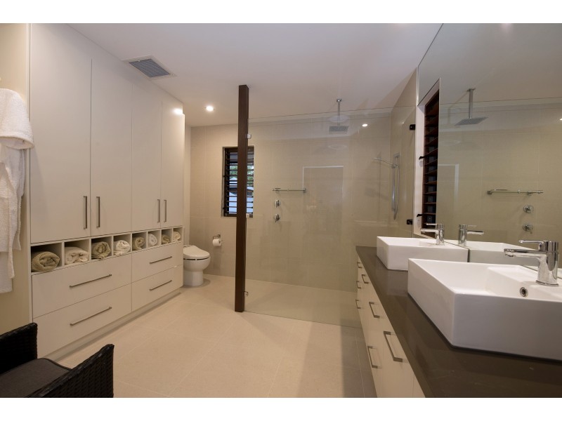 62 Mitre Street (Batujimba), Port Douglas QLD 4877