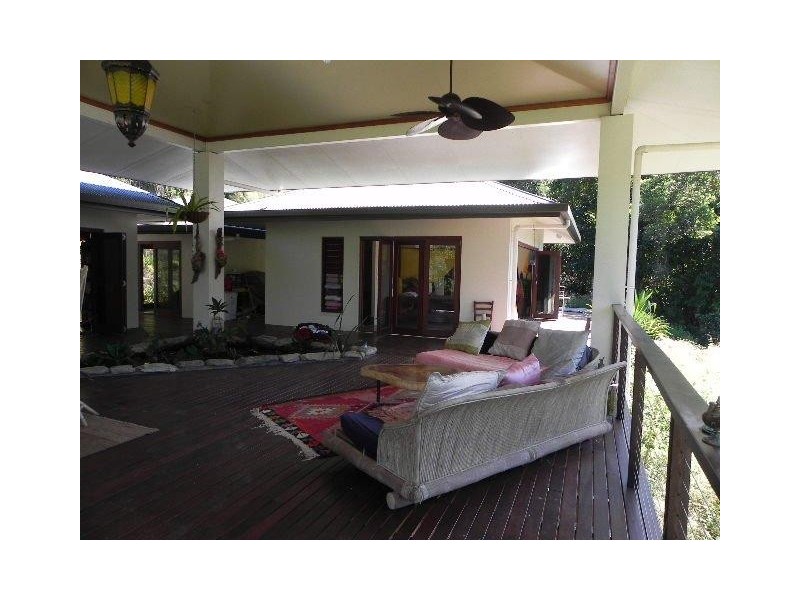 15 Thomson Low Drive, Shannonvale QLD 4873