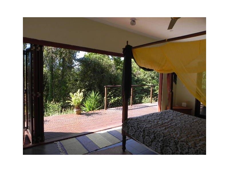 15 Thomson Low Drive, Shannonvale QLD 4873