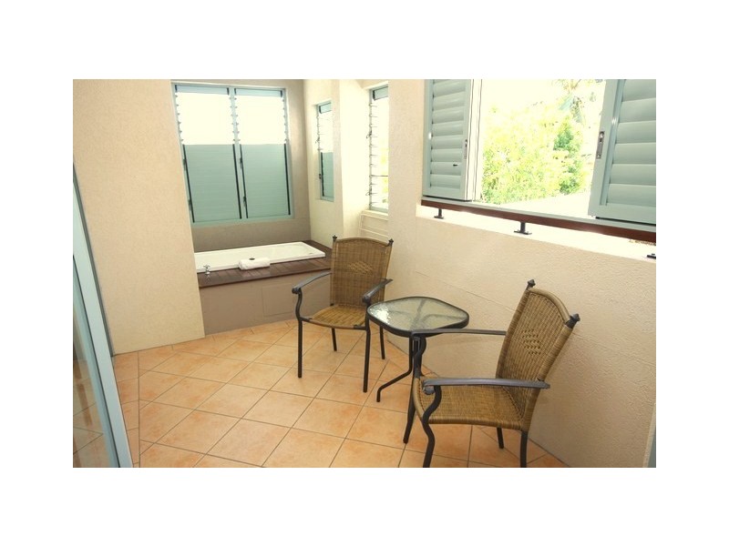 Unit 33 Mantra in the Village, Port Douglas QLD 4877