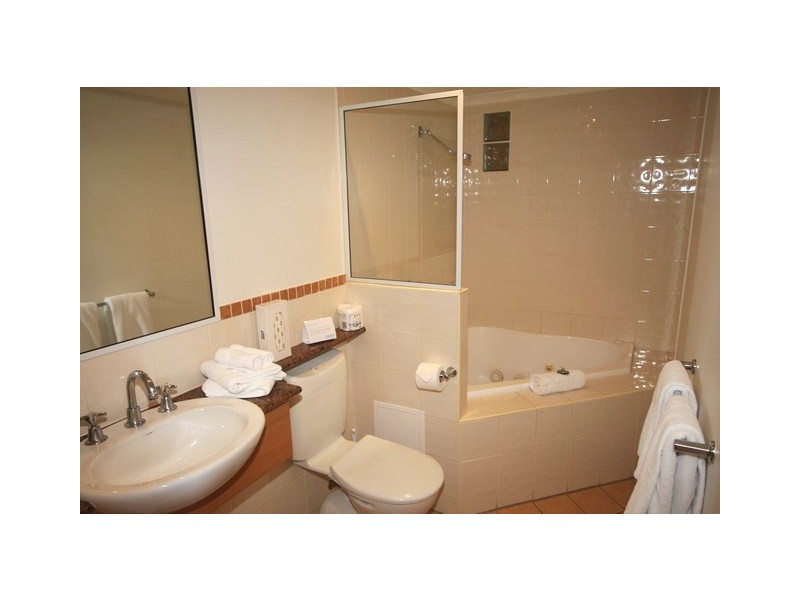 Unit 33 Mantra in the Village, Port Douglas QLD 4877