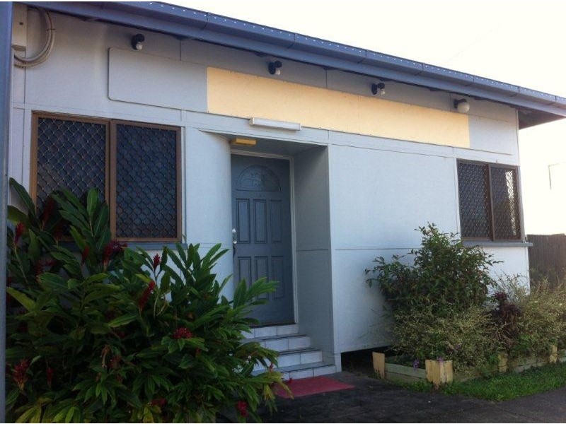1/11 Johnston Road, Mossman QLD 4873