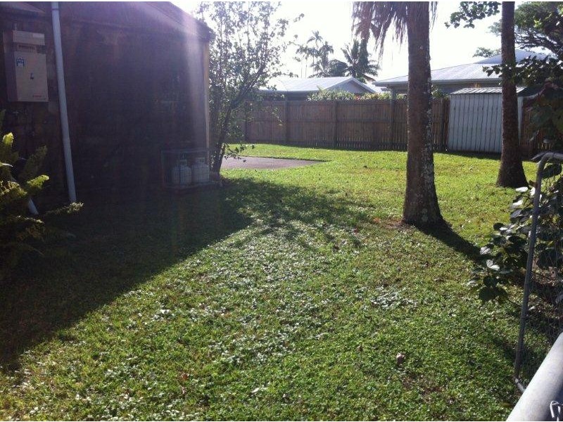1/11 Johnston Road, Mossman QLD 4873