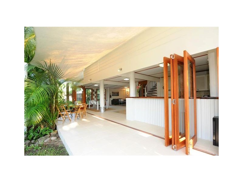 1 Poinciana Street, Cooya Beach QLD 4873