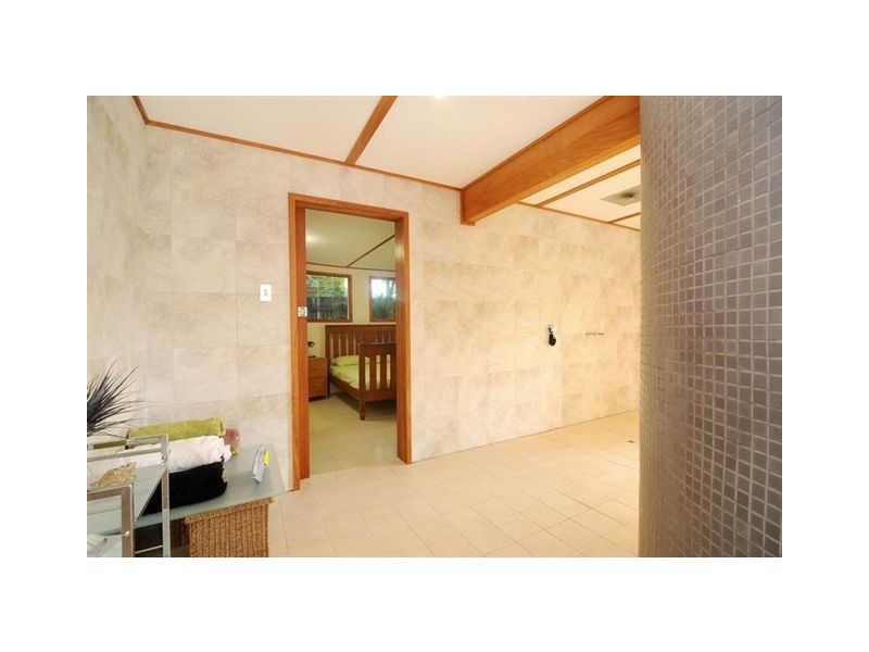 1 Poinciana Street, Cooya Beach QLD 4873