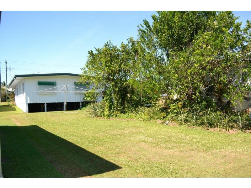 30 Andrews Street, Newell QLD 4873