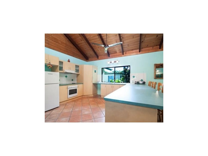 36 Esplanade, Wonga QLD 4873