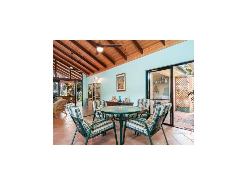 36 Esplanade, Wonga QLD 4873