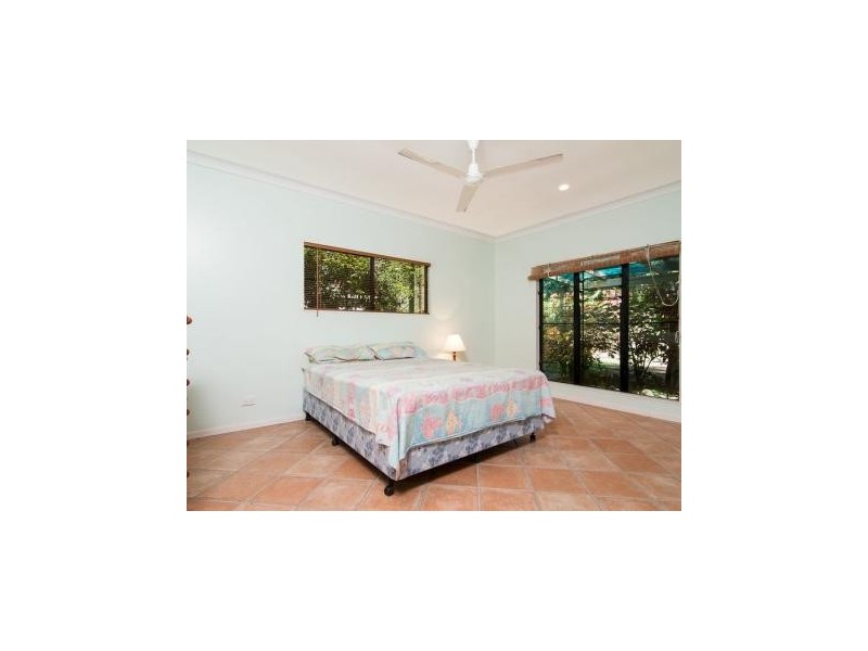 36 Esplanade, Wonga QLD 4873
