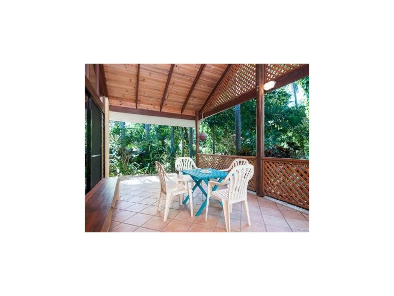 36 Esplanade, Wonga QLD 4873