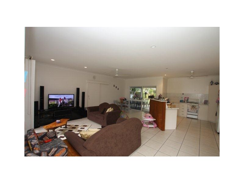 3 Allamanda Street, Cooya Beach QLD 4873