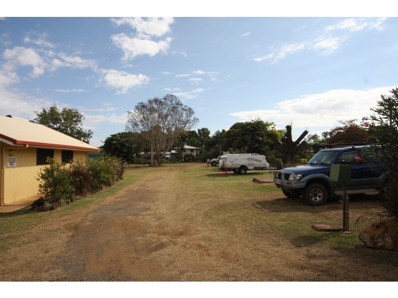 1 Seasame Street, Lakeland QLD 4871