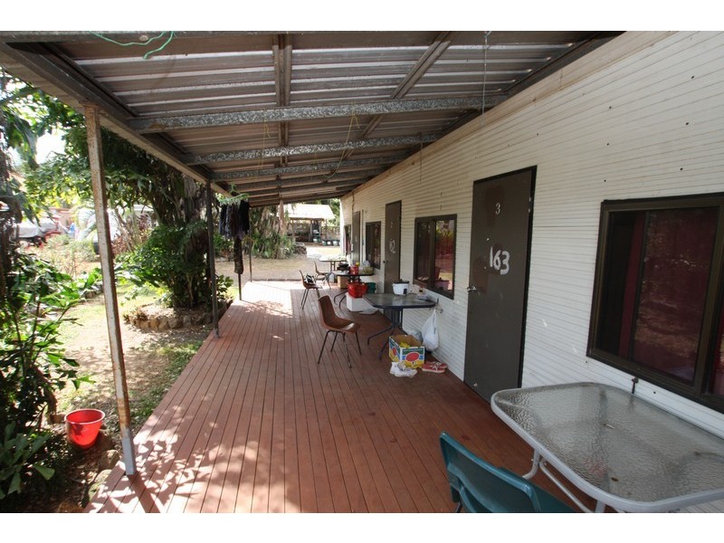 1 Seasame Street, Lakeland QLD 4871