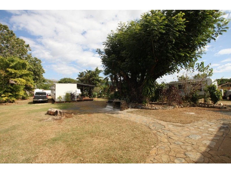 1 Seasame Street, Lakeland QLD 4871