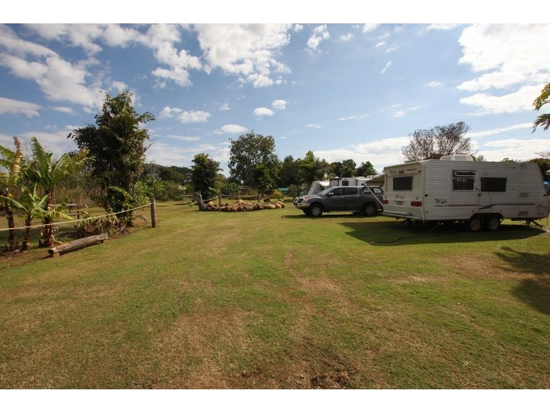 1 Seasame Street, Lakeland QLD 4871