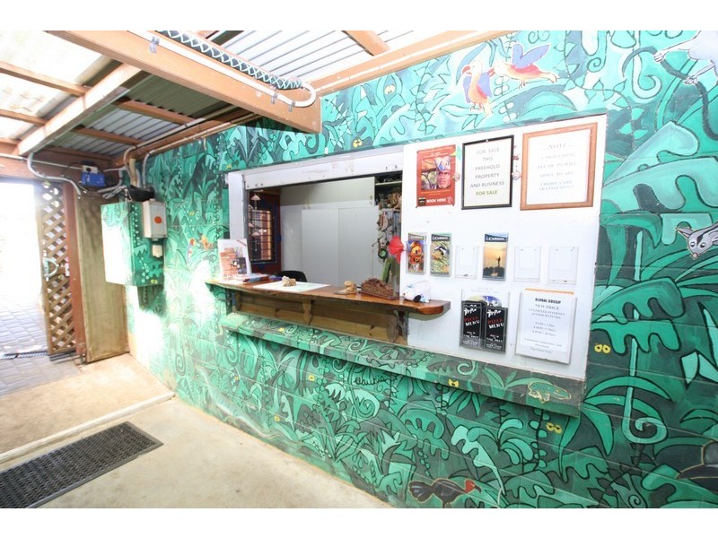 9 Boundary St (Com), Cooktown QLD 4895