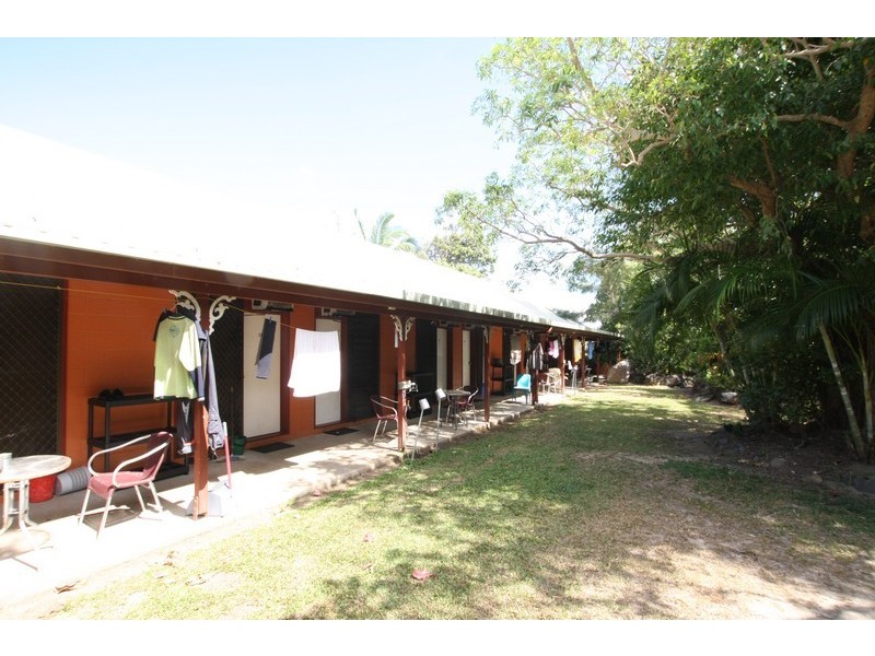 9 Boundary St (Com), Cooktown QLD 4895
